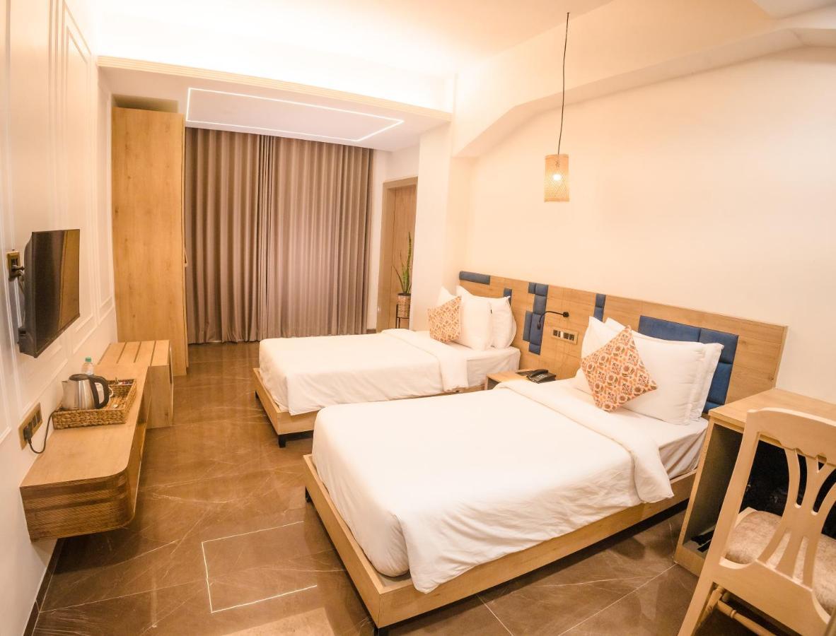 Hotel Mirana , Tinsukia Zewnętrze zdjęcie