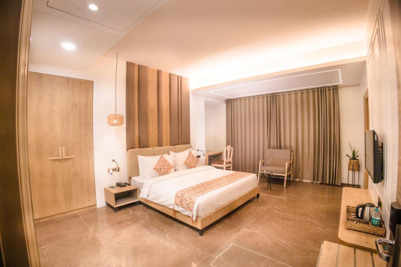 Hotel Mirana , Tinsukia Zewnętrze zdjęcie