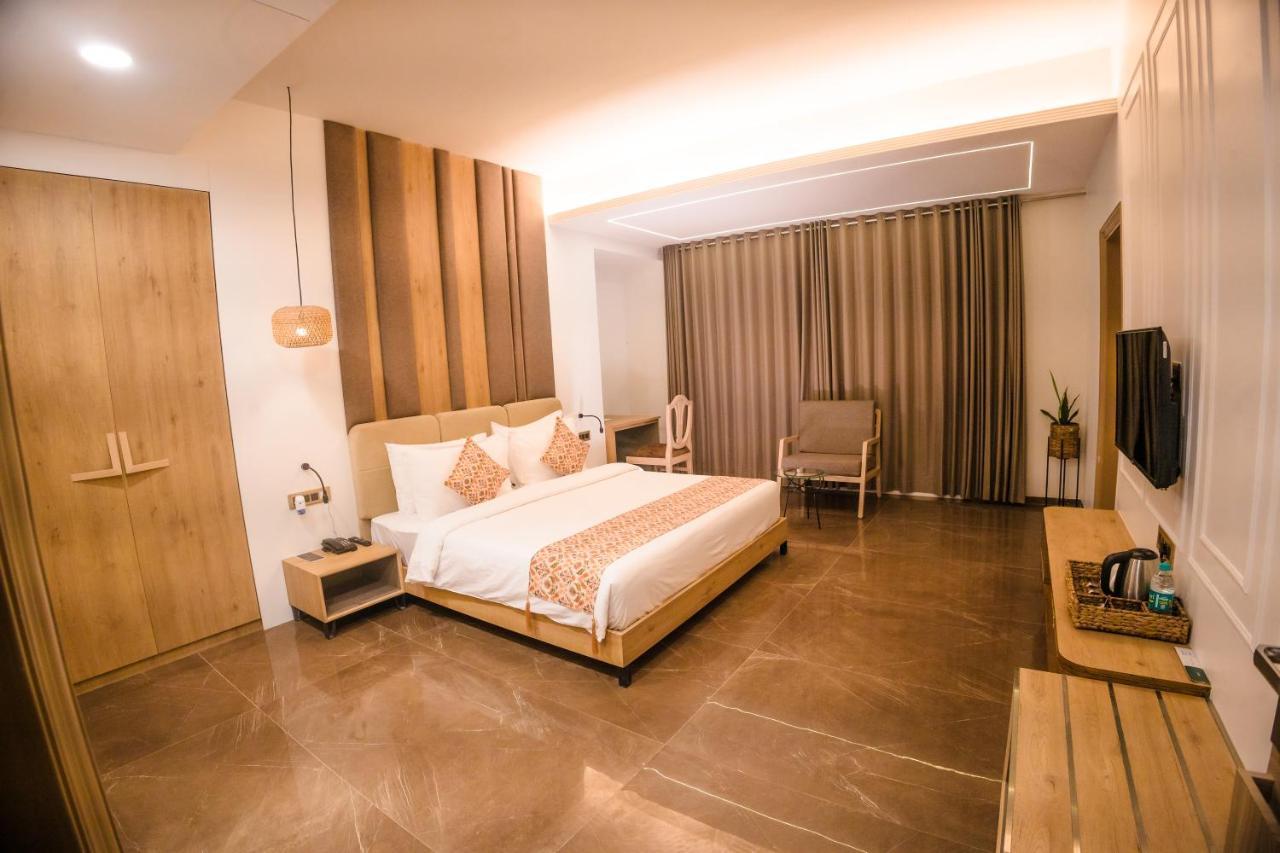 Hotel Mirana , Tinsukia Zewnętrze zdjęcie